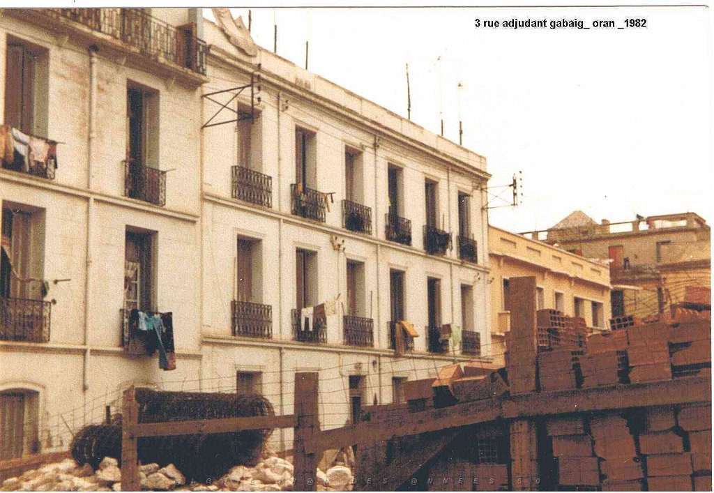 SAINT PIERRE RUE ADJUDANT GABAIG 1982.JPG